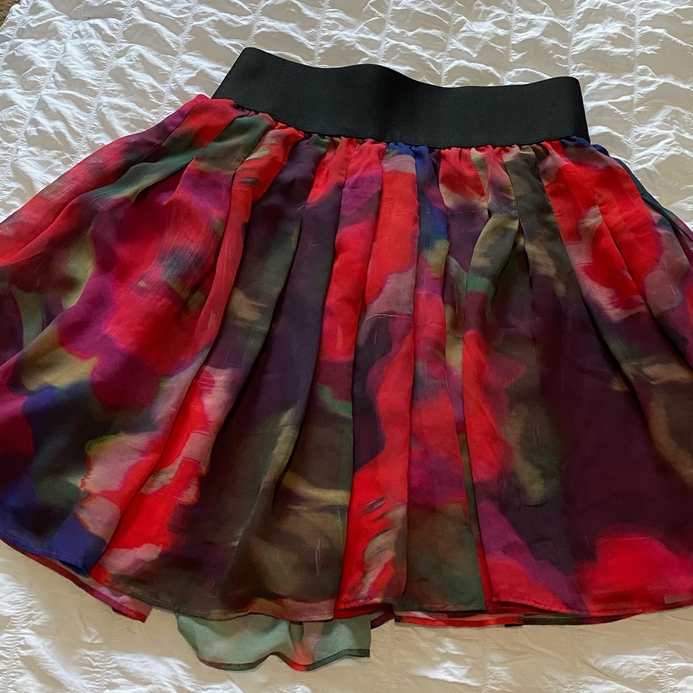 EDS Skirt- High waist- 2 Pockets- flowy-  fashion